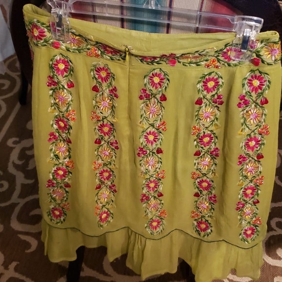 Classy skirt by Josphine - Picture 2 of 4